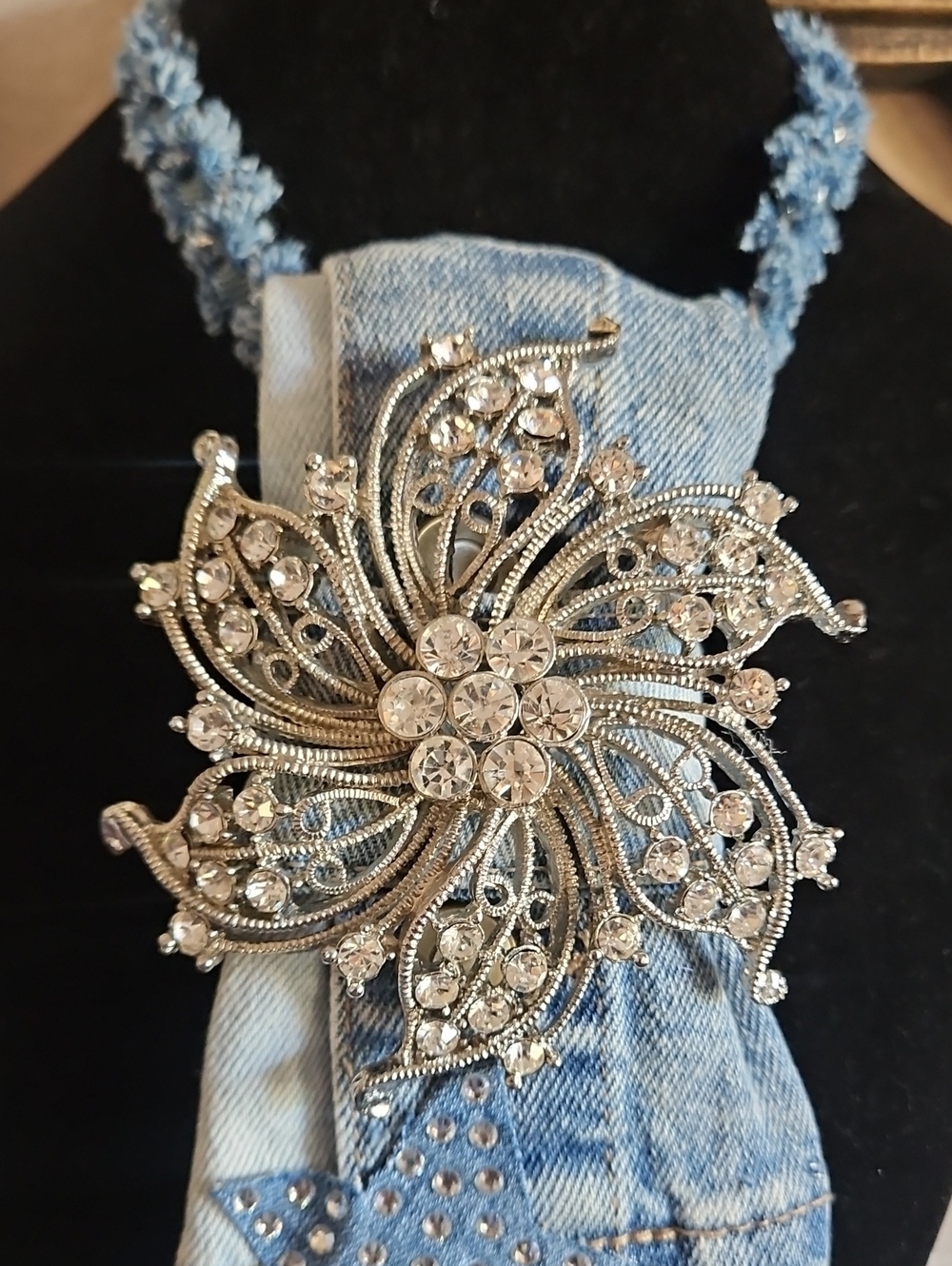 Custom Made Denim and Rhinestone Stars with Center Brooch Necktie Necklace - Picture 3 of 7